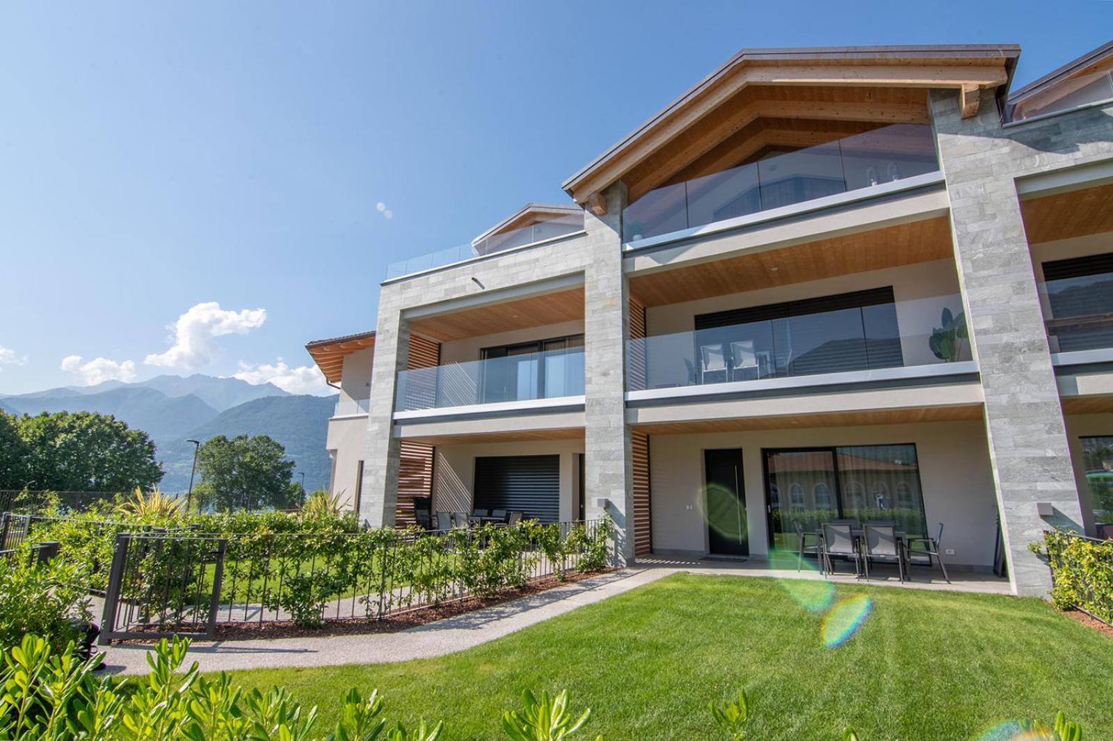كوليكو Lago Dorato Luxury Apartments & Villa - Lake Como View المظهر الخارجي الصورة
